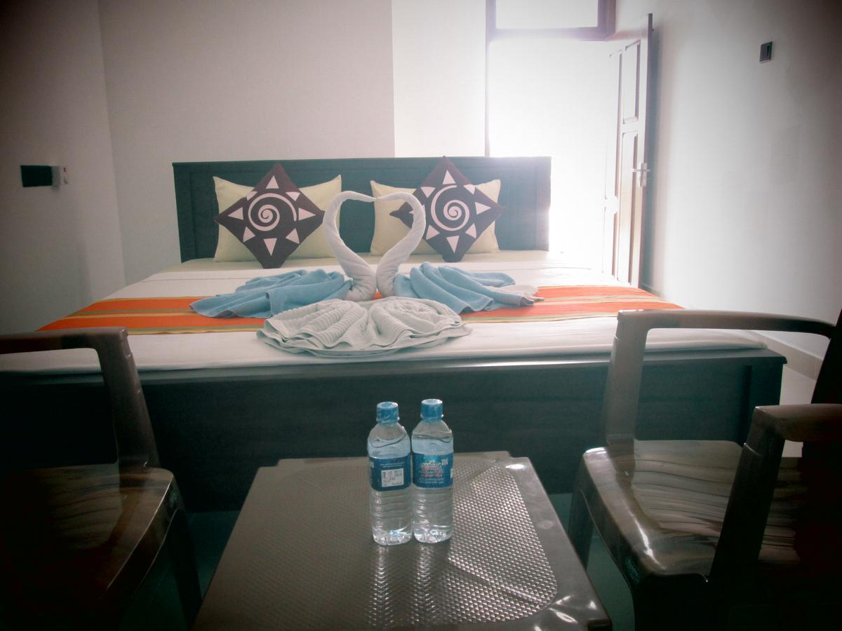 Hotel Kiyara Dambulla Luaran gambar