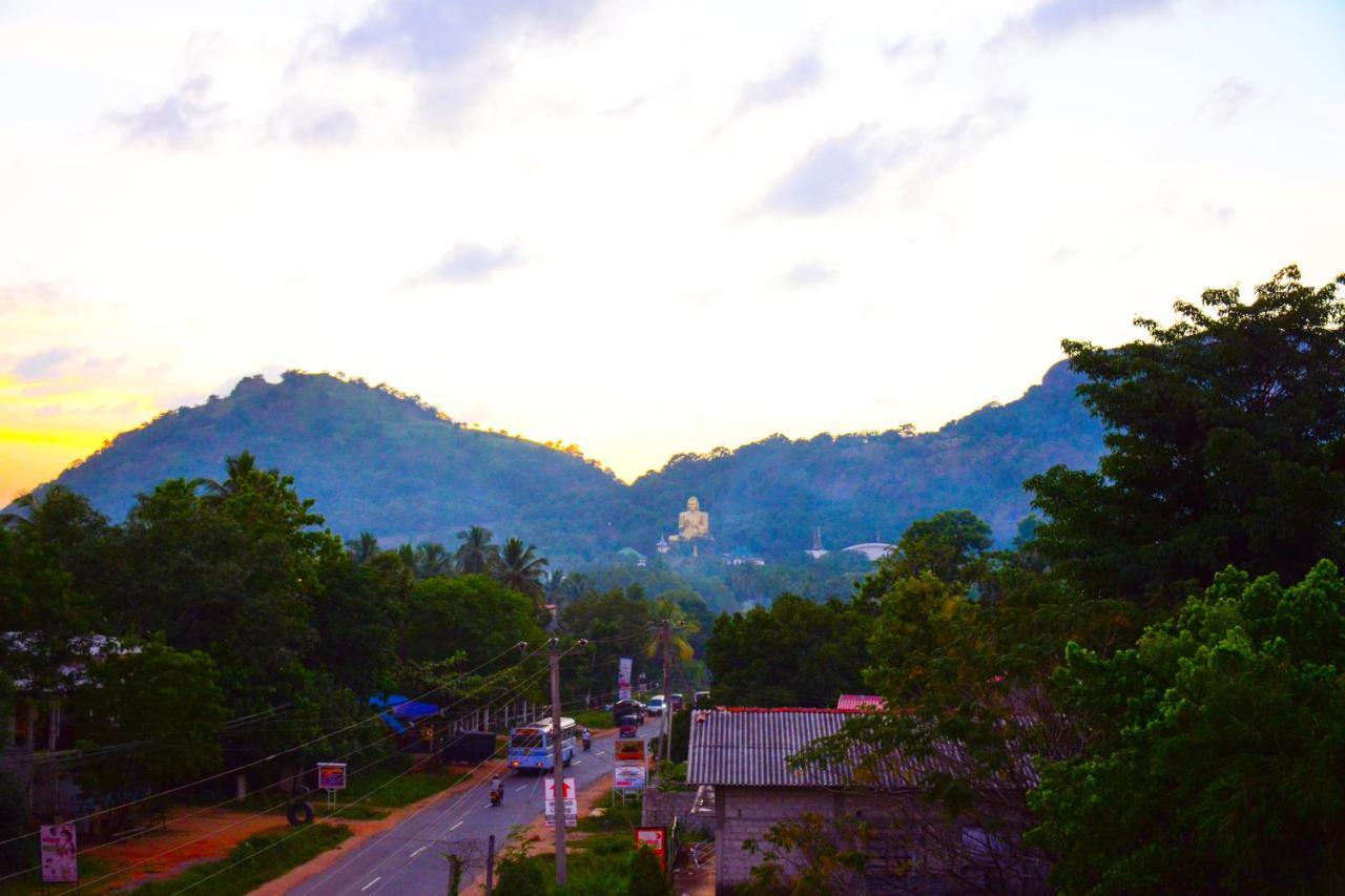 Hotel Kiyara Dambulla Luaran gambar